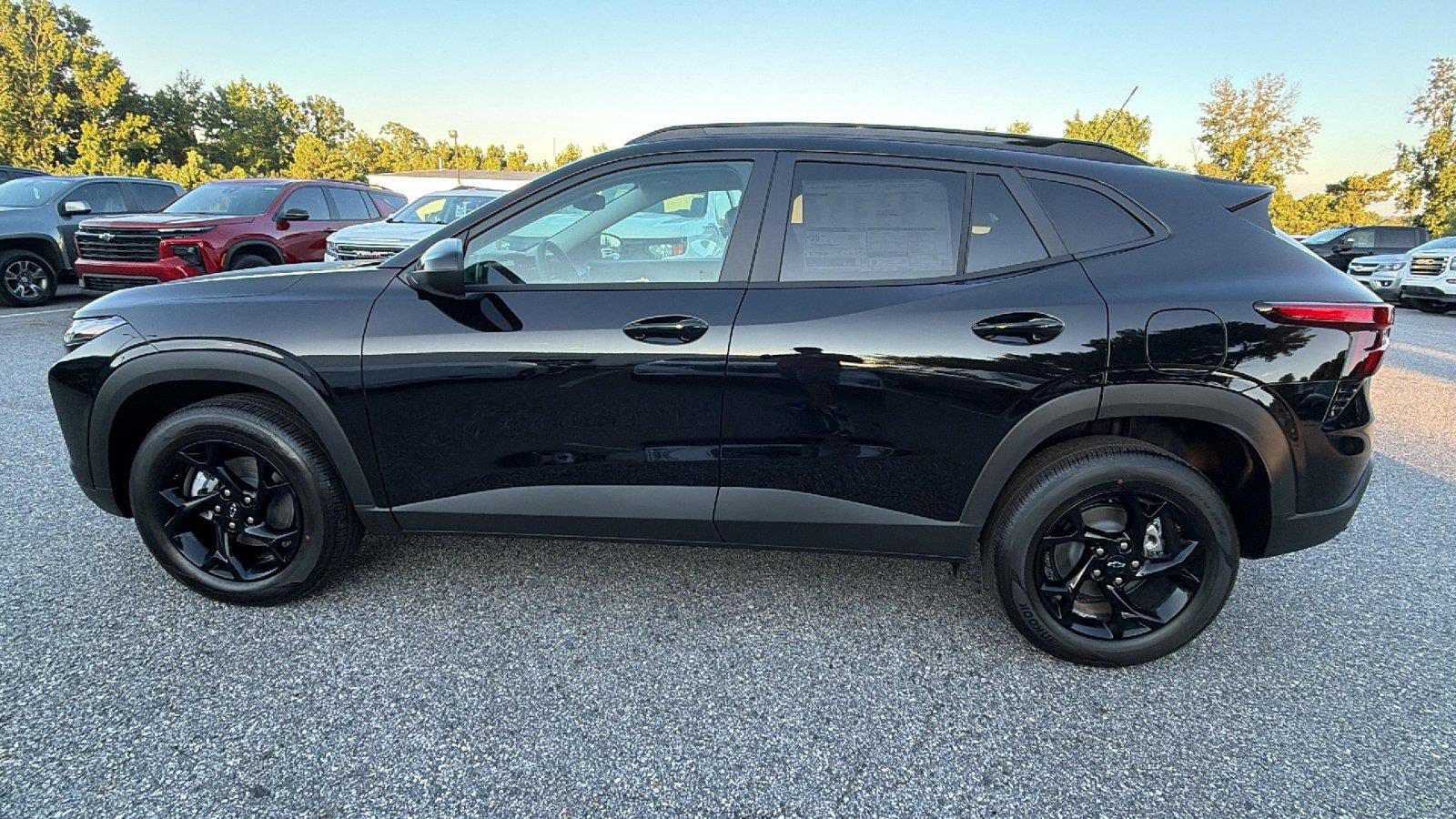 New 2026 Chevrolet Trax LT w/ Driver Confidence Package FWD image 11