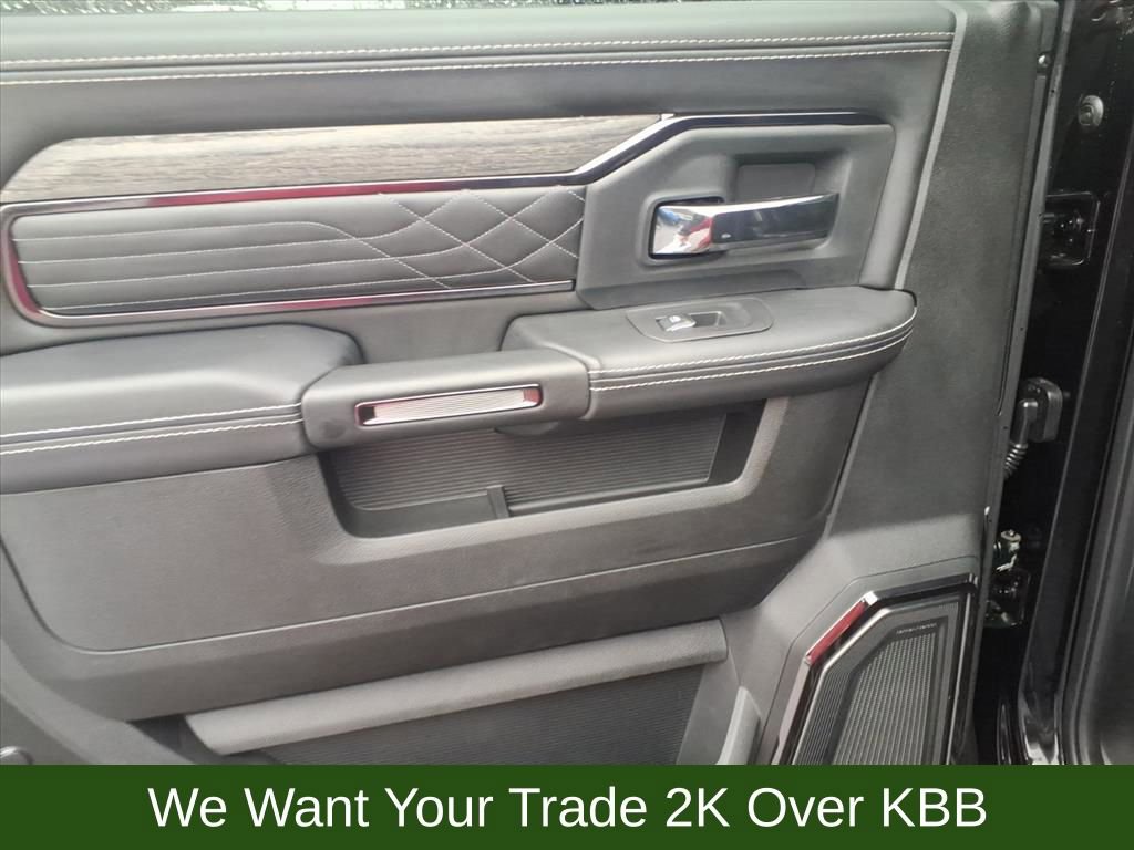 Used 2025 RAM 3500 Limited image 12