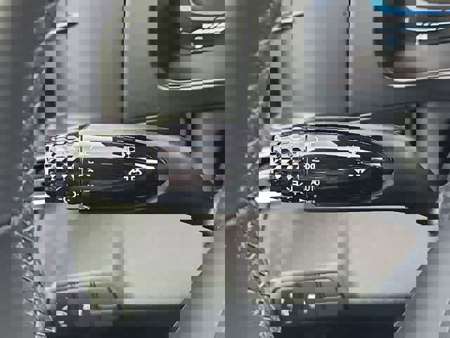 Certified 2025 Hyundai Elantra Sport w/ Cargo Package image 25