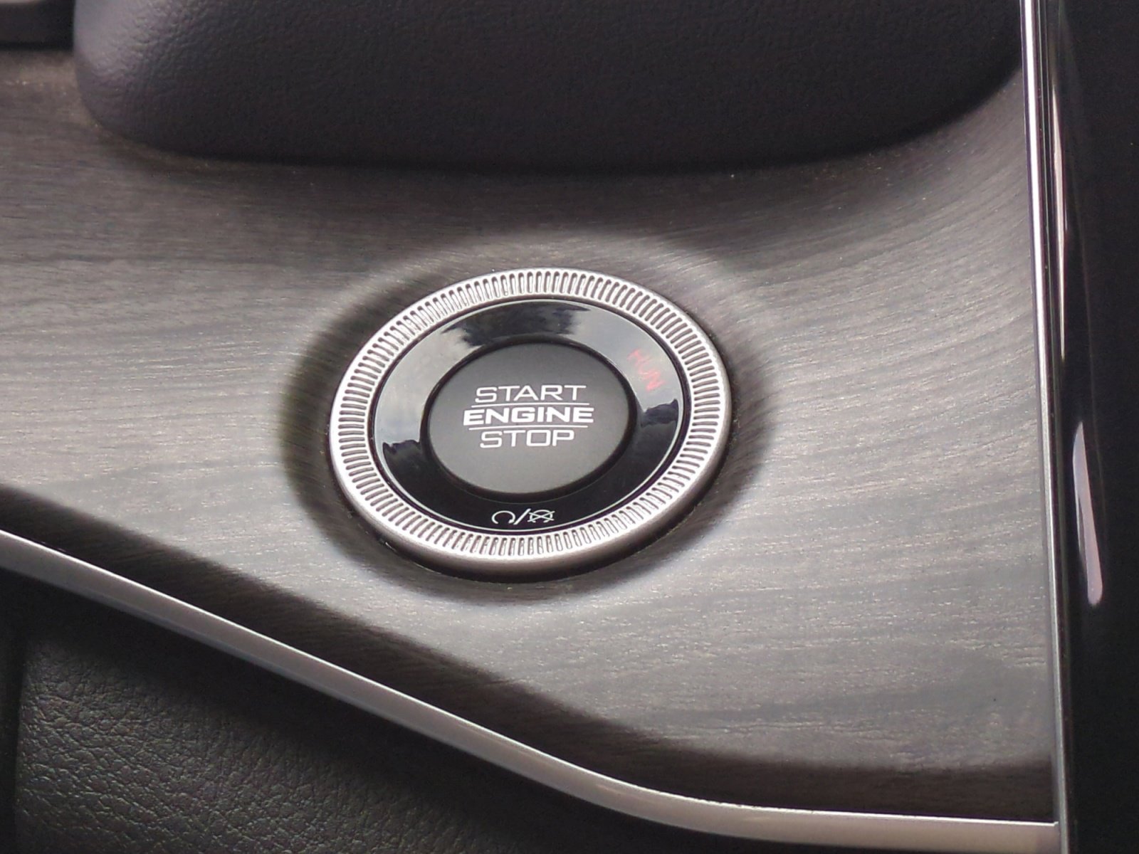 Used 2023 Jeep Grand Cherokee L Limited image 30