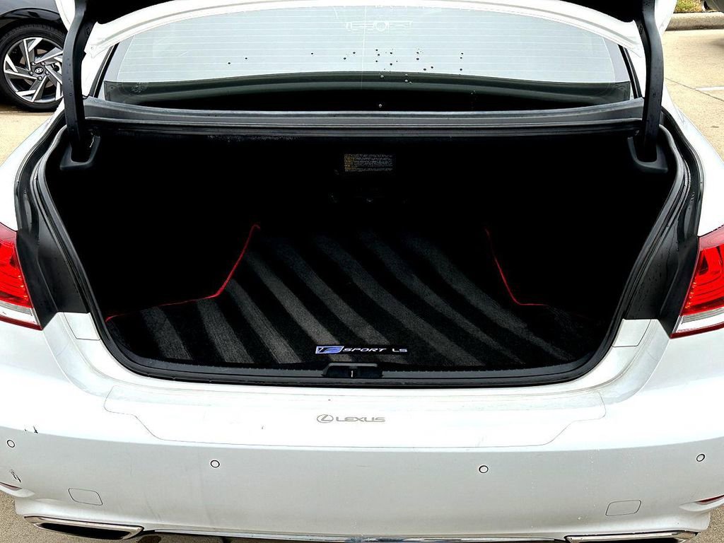 Used 2015 Lexus LS 460 image 34