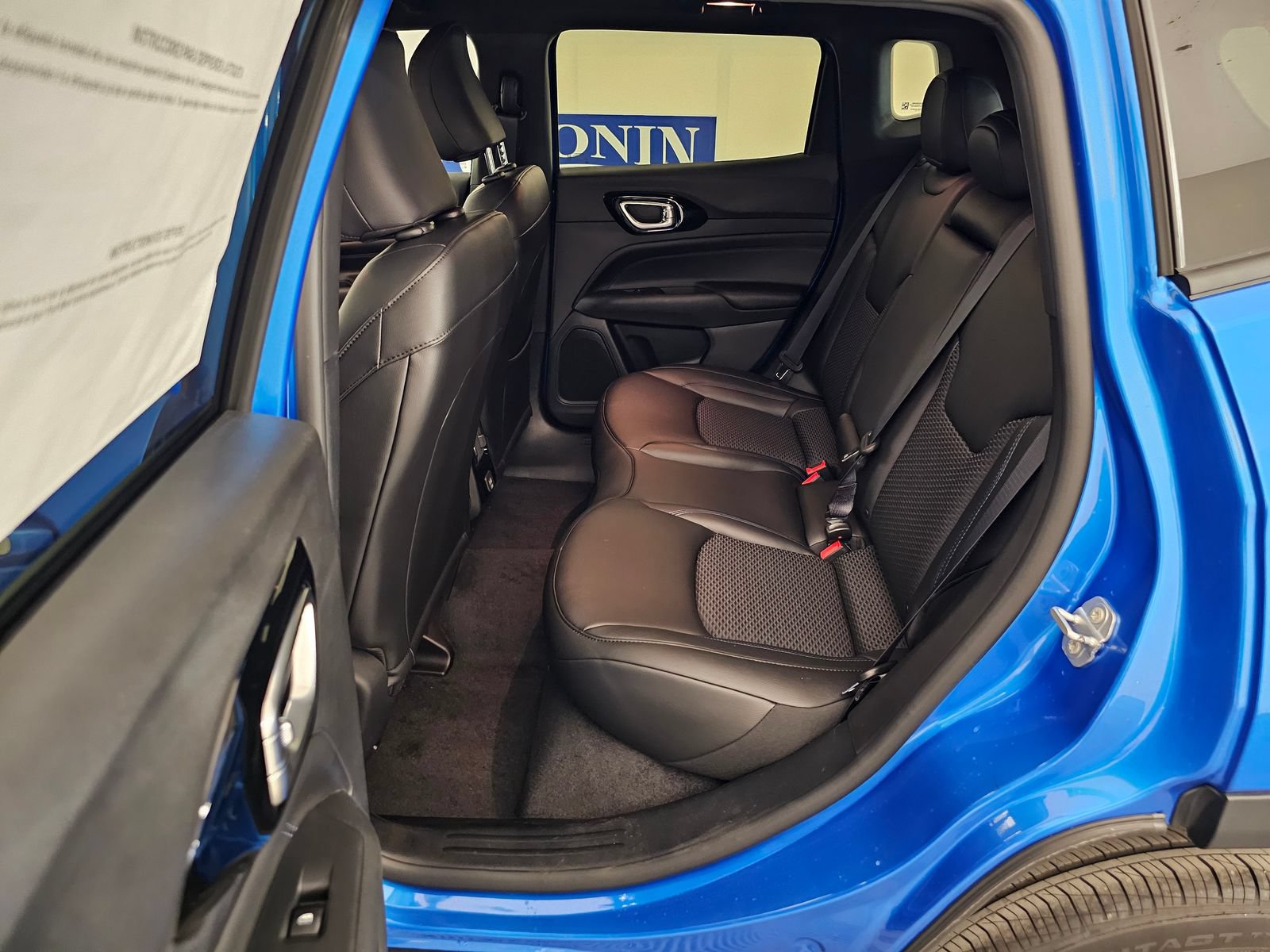 New 2026 Jeep Compass Latitude AWD/4WD image 19