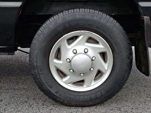 Used 2014 Ford E-150 and Econoline 150 w/ Power Group RWD image 14