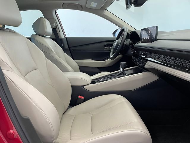 Used 2024 Honda Accord Touring image 17