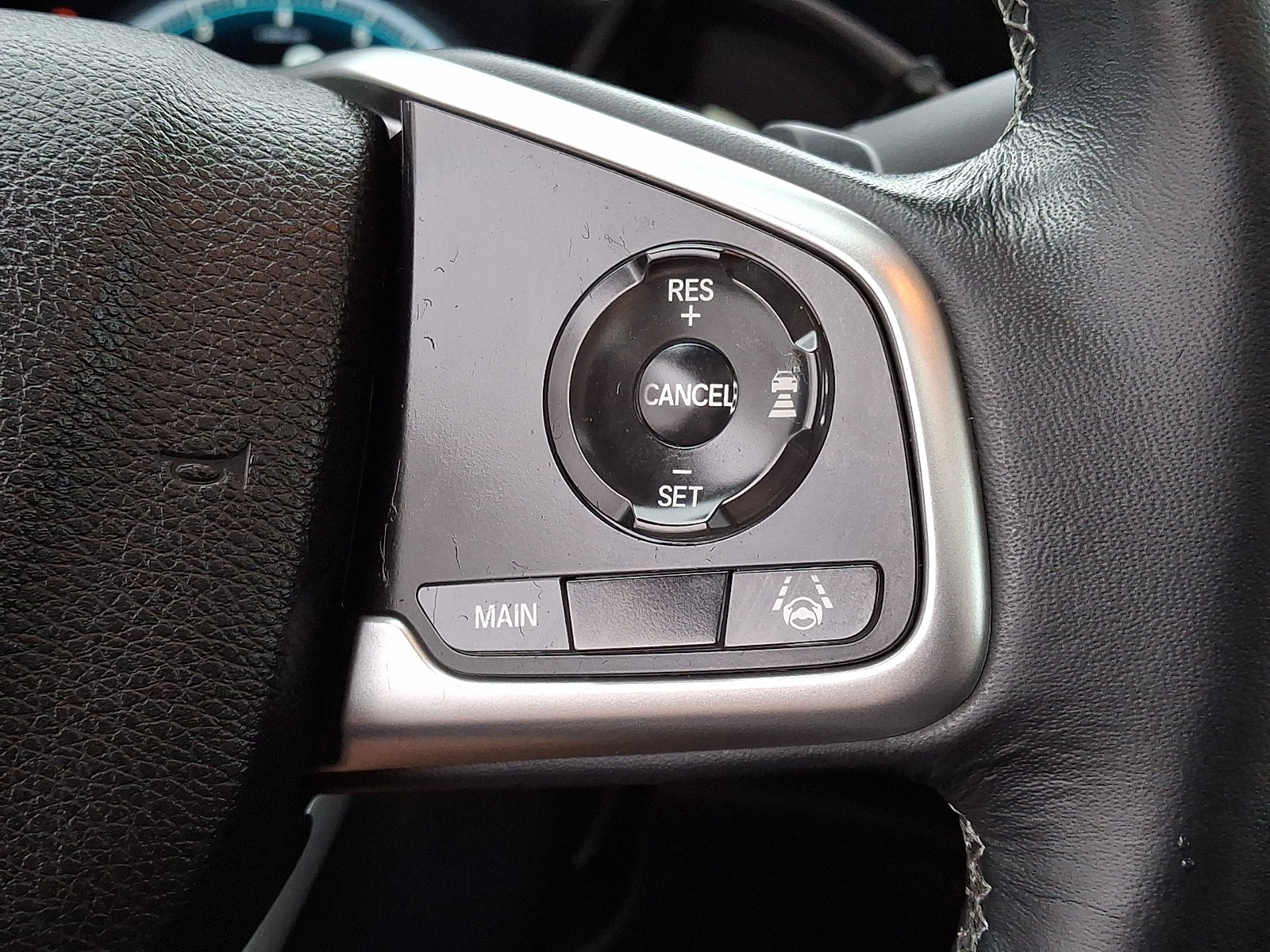 Used 2019 Honda Civic Touring image 24