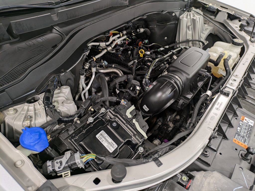 Used 2022 Ford Explorer XLT w/ Class IV Trailer Tow Package image 30