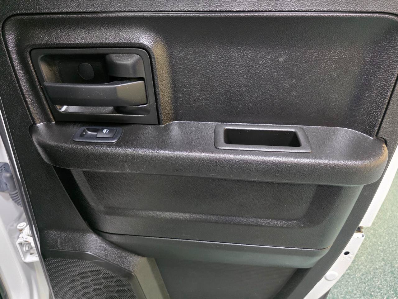 Used 2019 RAM 1500 Express w/ Express Value Package AWD/4WD image 23