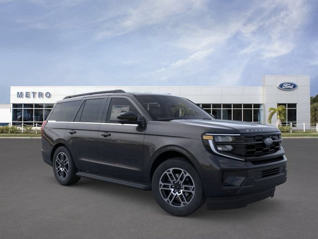 New 2026 Ford Expedition Active RWD image 7