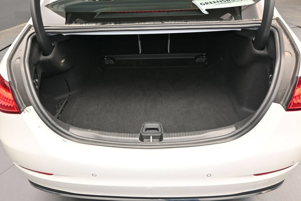 Used 2025 Mercedes-Benz C 300 Sedan image 15
