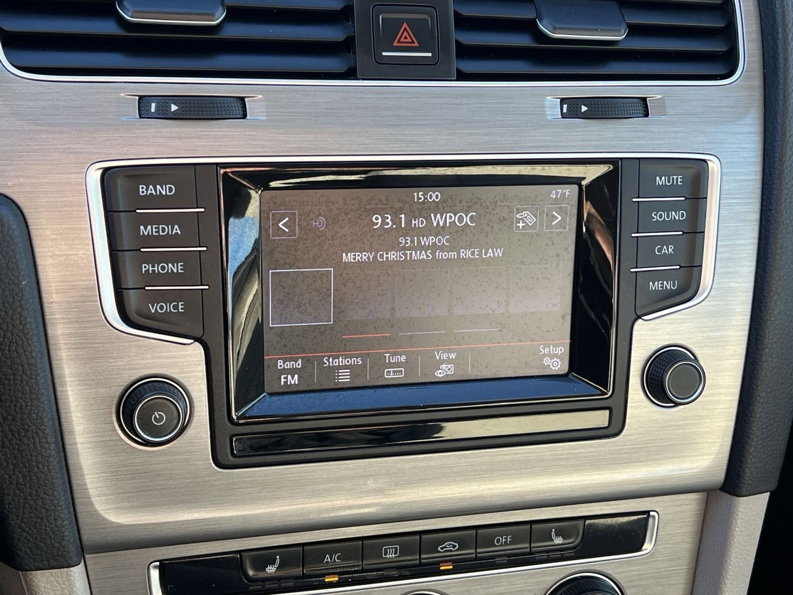 Used 2015 Volkswagen Golf S image 18