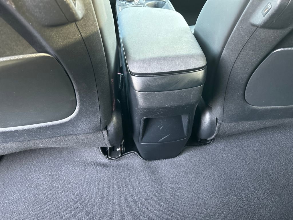 Used 2022 Kia EV6 Light image 25