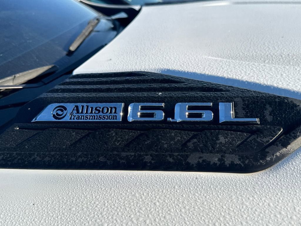 Used 2024 Chevrolet Silverado 2500 Custom w/ Custom Convenience Package AWD/4WD image 3