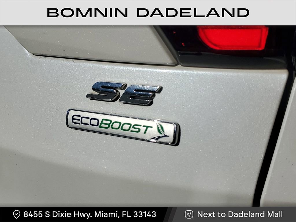 Used 2019 Ford Escape SE image 11