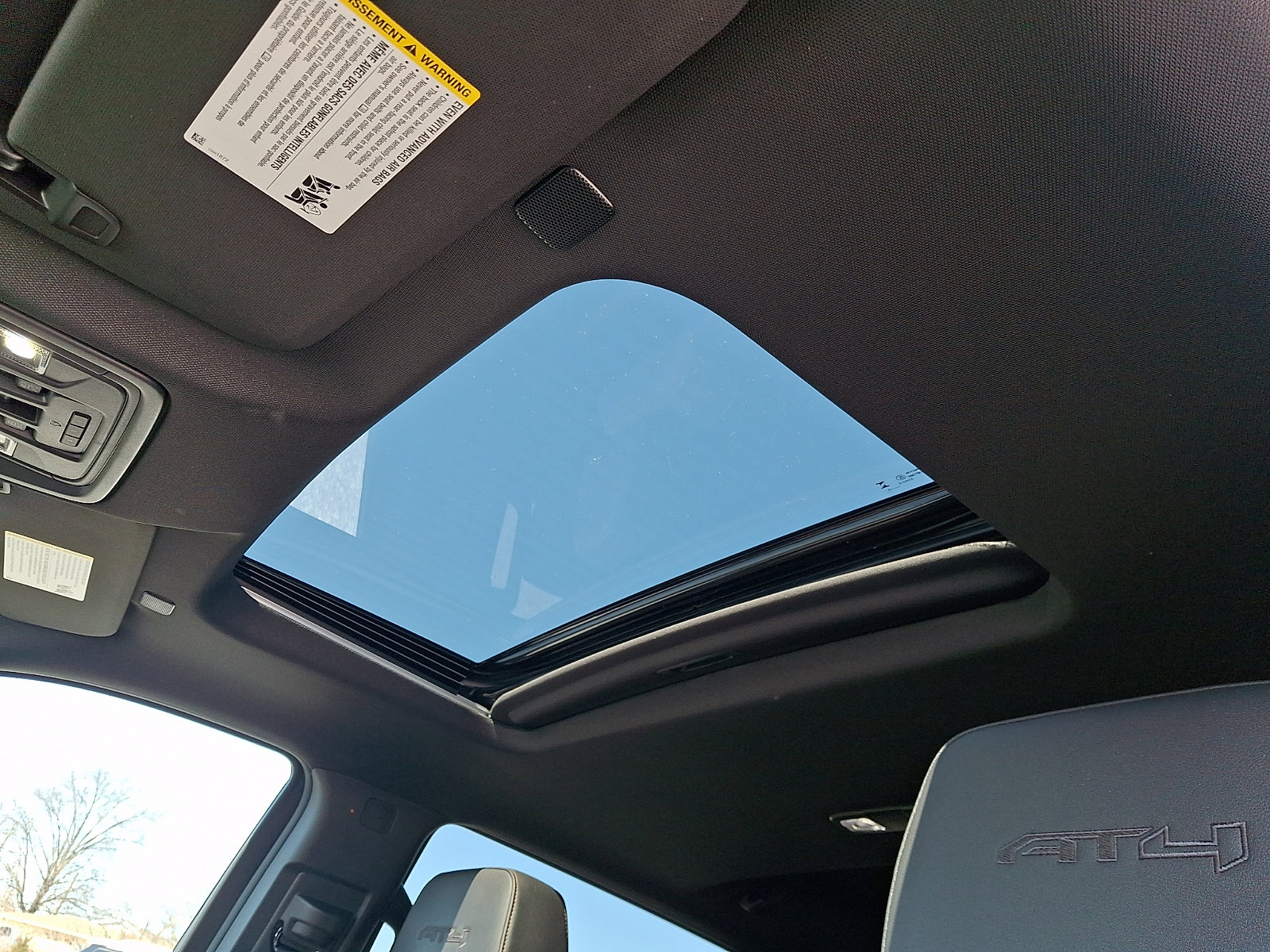 Used 2025 GMC Sierra 1500 AT4 w/ AT4 Premium Package image 14