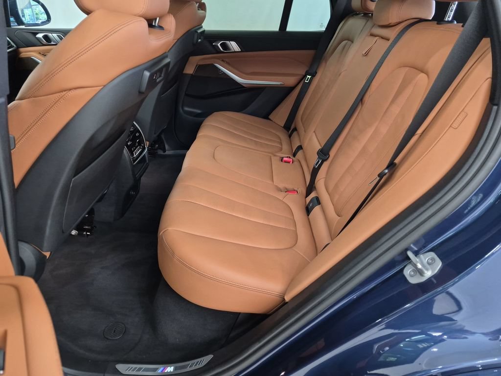Used 2021 BMW X5 xDrive40i w/ M Sport Package AWD/4WD image 28
