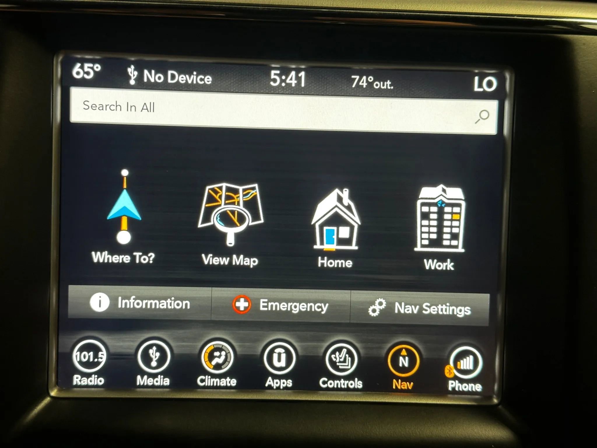 Used 2018 Jeep Grand Cherokee Overland image 40