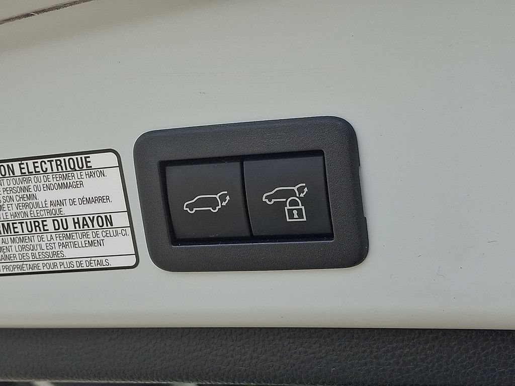 Used 2023 Toyota Corolla Cross AWD Hybrid w/ Convenience Package image 31