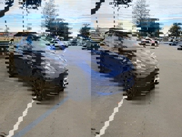 Used 2021 Tesla Model Y Long Range image 3