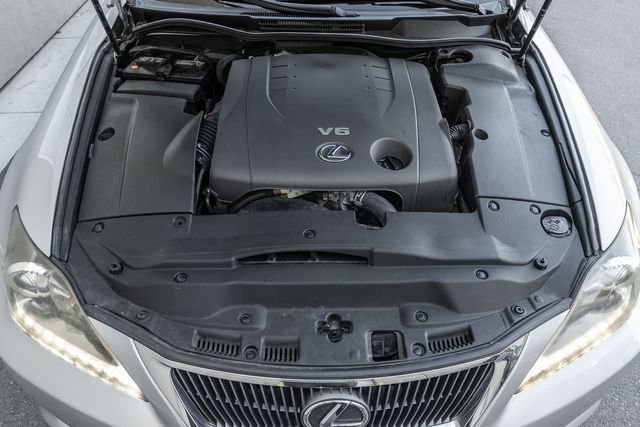 Used 2013 Lexus IS 250C image 14