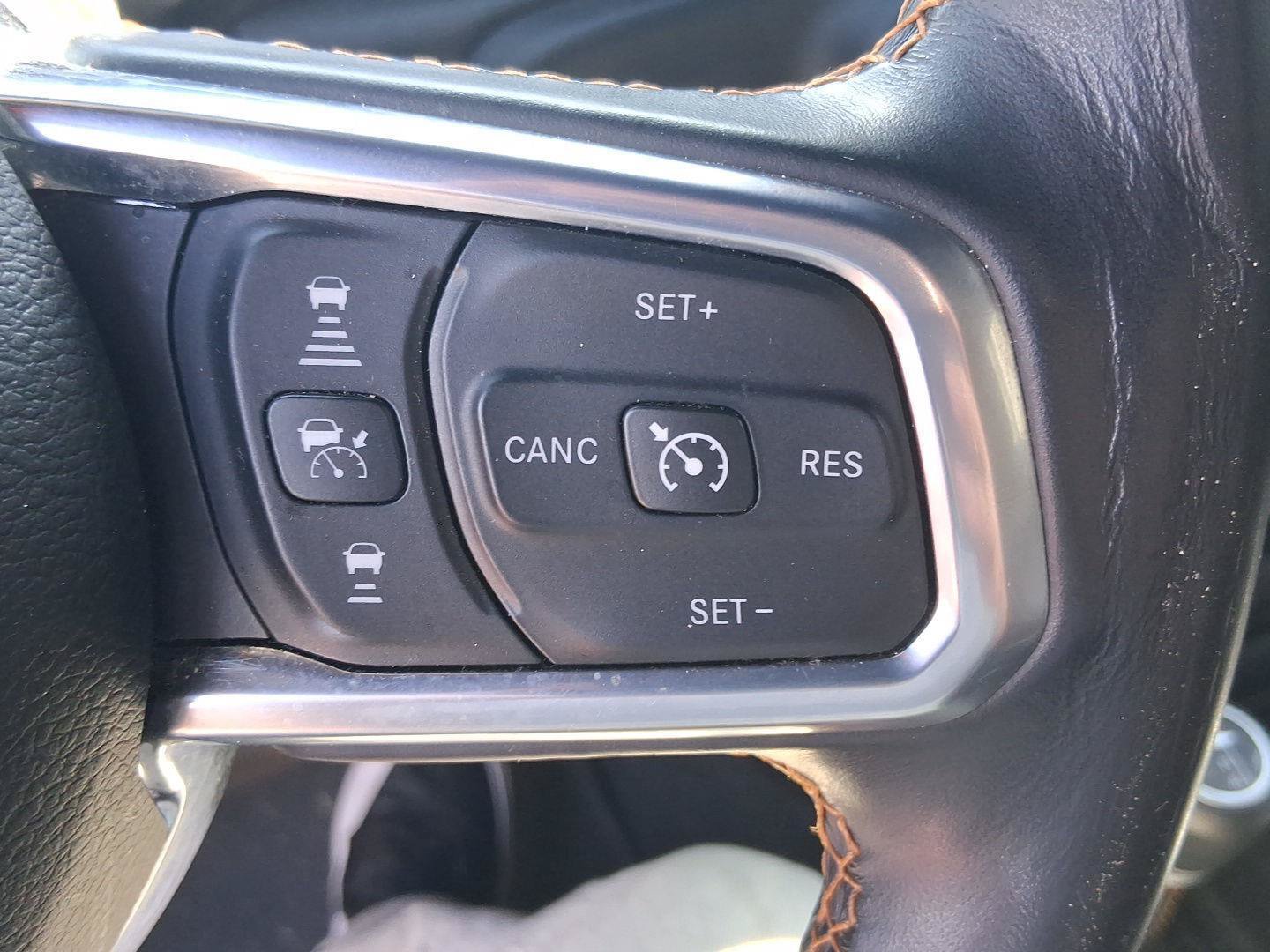 Used 2021 Jeep Wrangler Unlimited Sahara AWD/4WD image 20