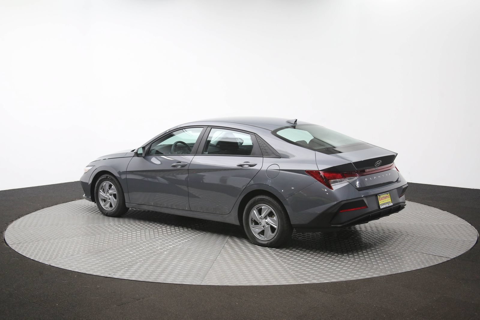 Used 2024 Hyundai Elantra SE FWD image 61