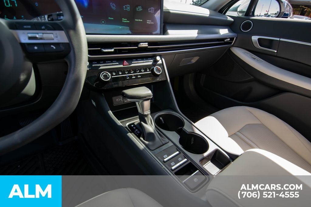 Certified 2025 Hyundai Sonata SE image 21