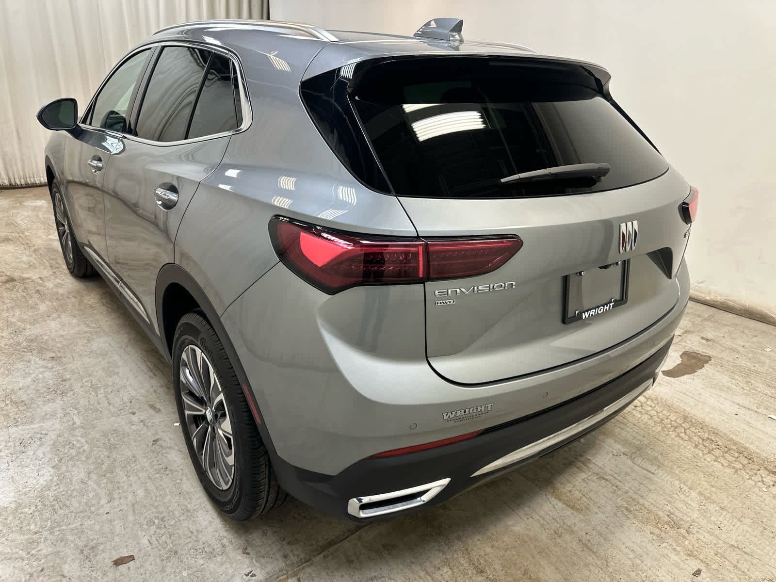 Certified 2025 Buick Envision Preferred image 2