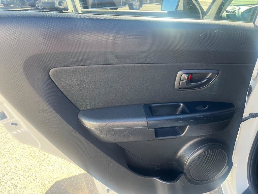 Used 2012 Kia Soul FWD image 21