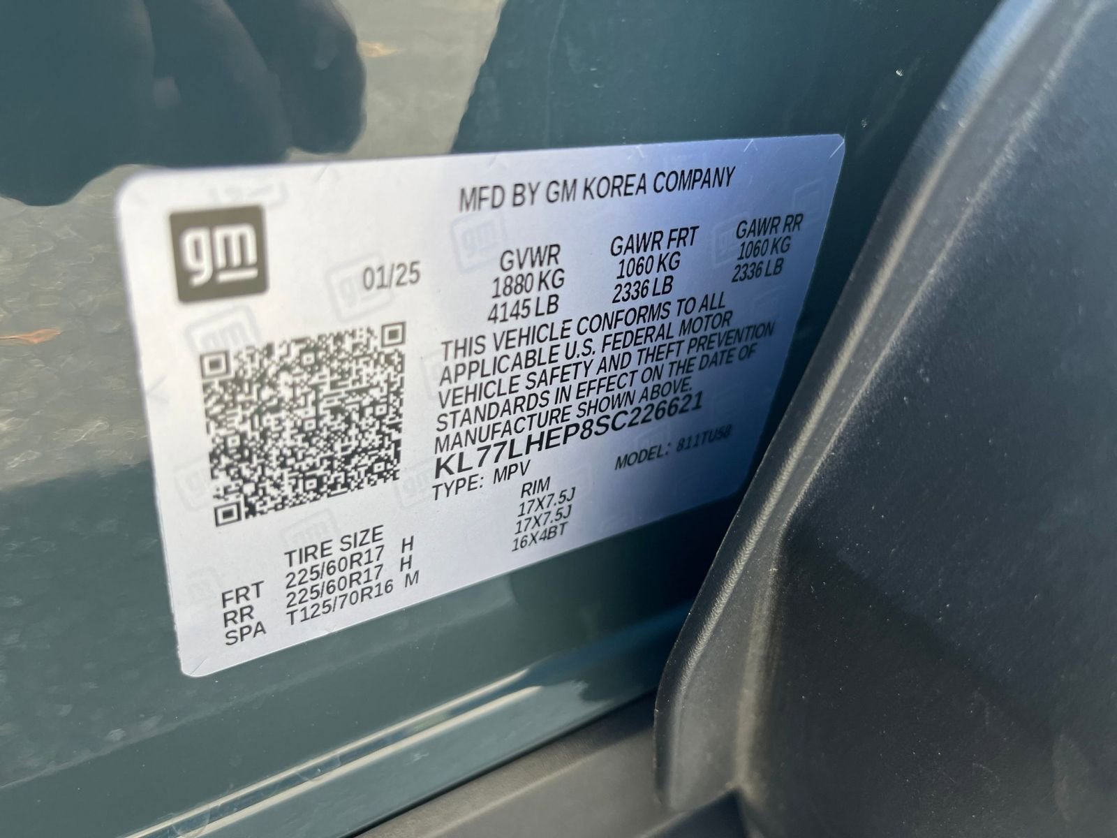 Used 2025 Chevrolet Trax LT FWD image 28
