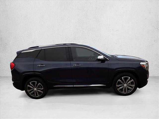 Used 2019 GMC Terrain Denali w/ Advanced Safety Package FWD image 5
