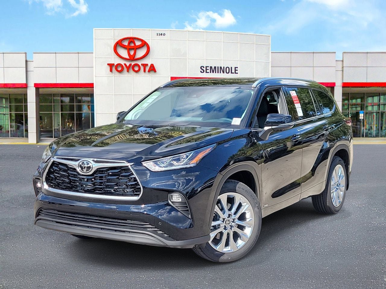 New 2026 Toyota Highlander Limited AWD/4WD image 1