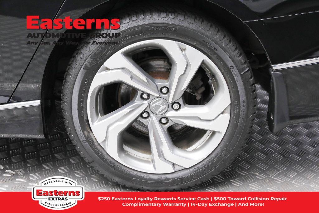Used 2019 Honda Accord EX image 9