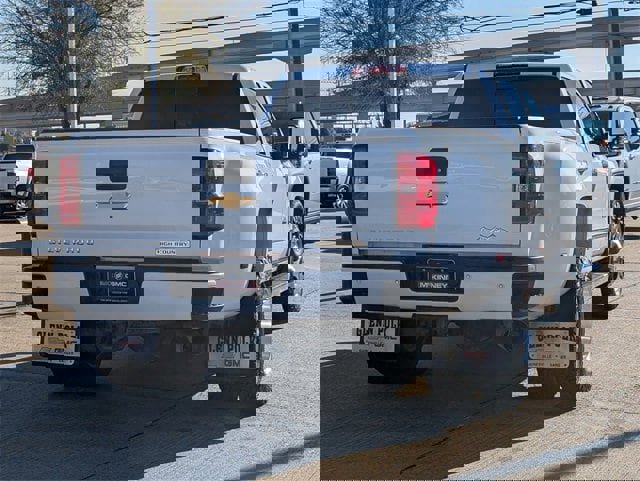 Used 2019 Chevrolet Silverado 3500 High Country w/ Duramax Plus Package image 4