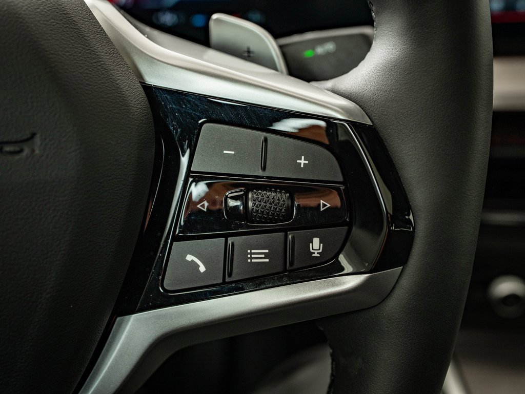 Used 2025 BMW 330i xDrive Sedan image 26