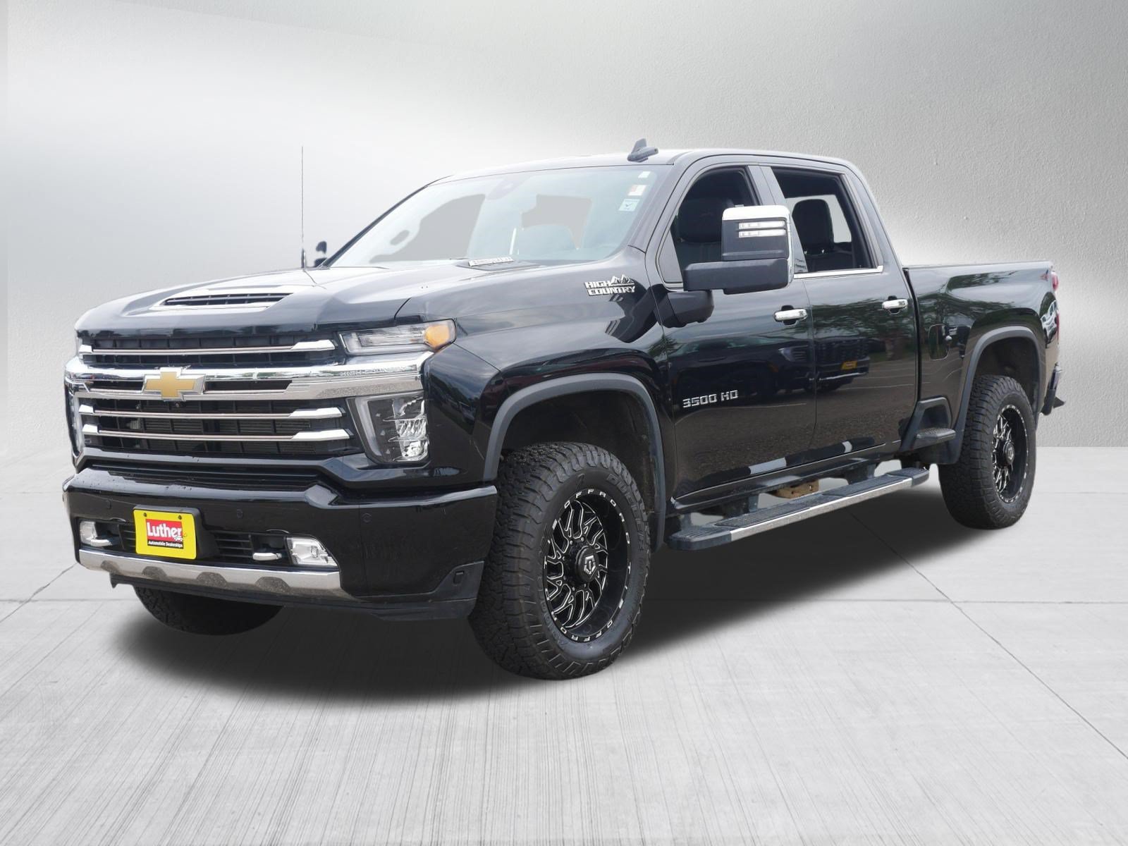 Certified 2022 Chevrolet Silverado 3500 High Country w/ Safety Package II AWD/4WD image 3