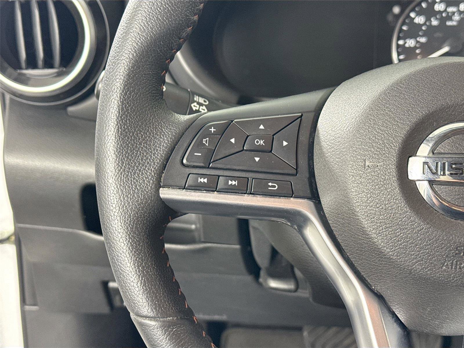 Used 2021 Nissan Kicks SR w/ Interior Electronics Package image 16