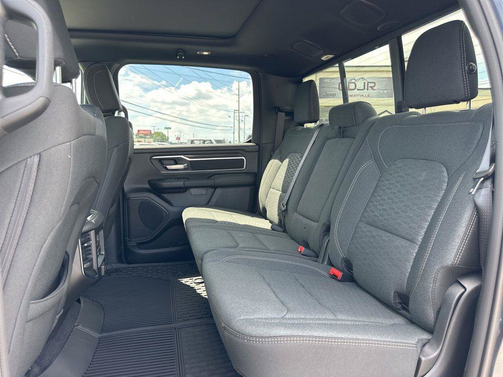 New 2026 RAM 1500 Big Horn AWD/4WD image 16