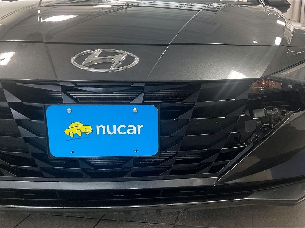 Used 2023 Hyundai Elantra SEL FWD image 31