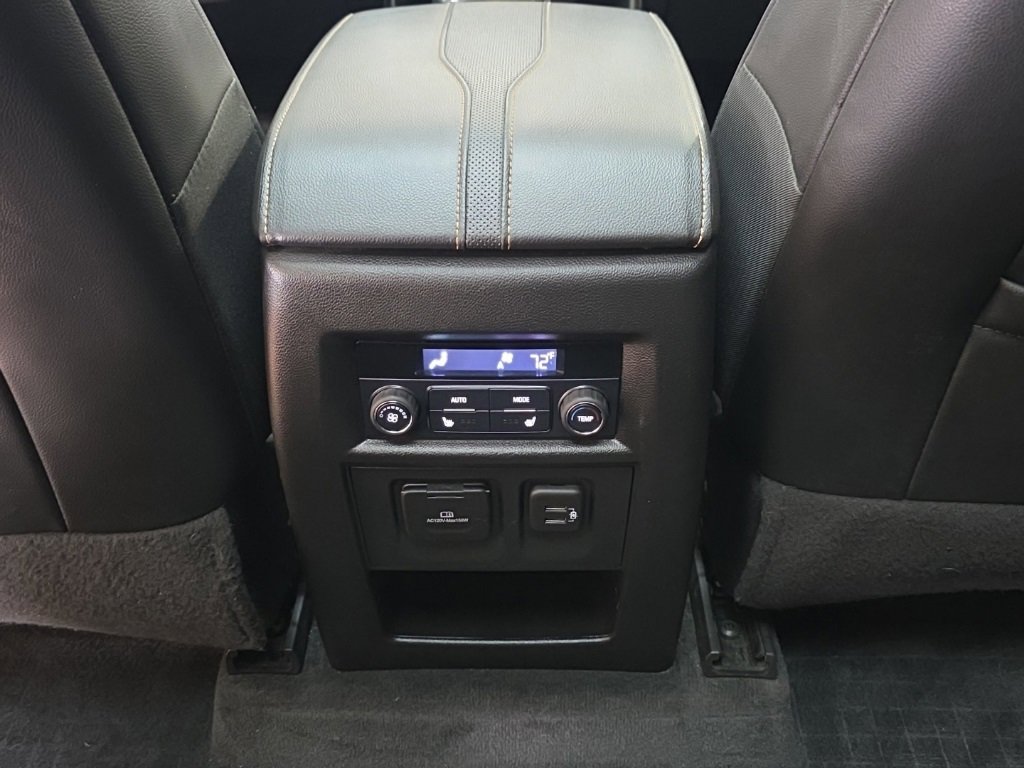 Used 2020 Chevrolet Traverse Premier w/ Redline Edition image 16