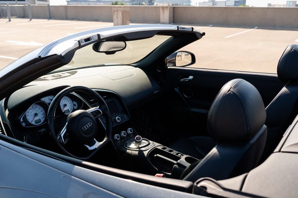 Used 2012 Audi R8 V10 AWD/4WD image 29