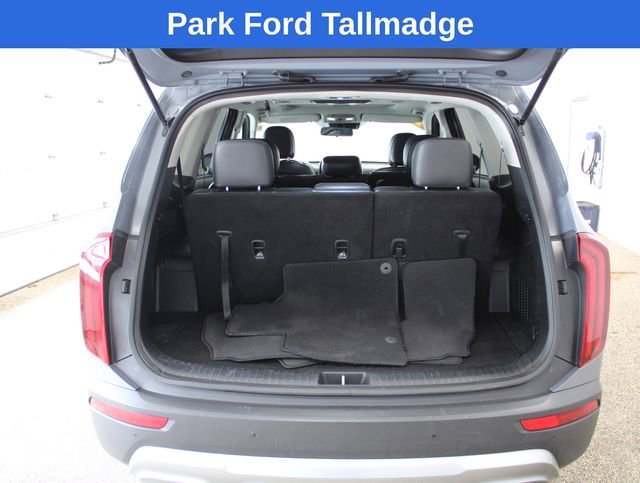 Used 2020 Kia Telluride S w/ S 8 Passenger Seating Package image 5