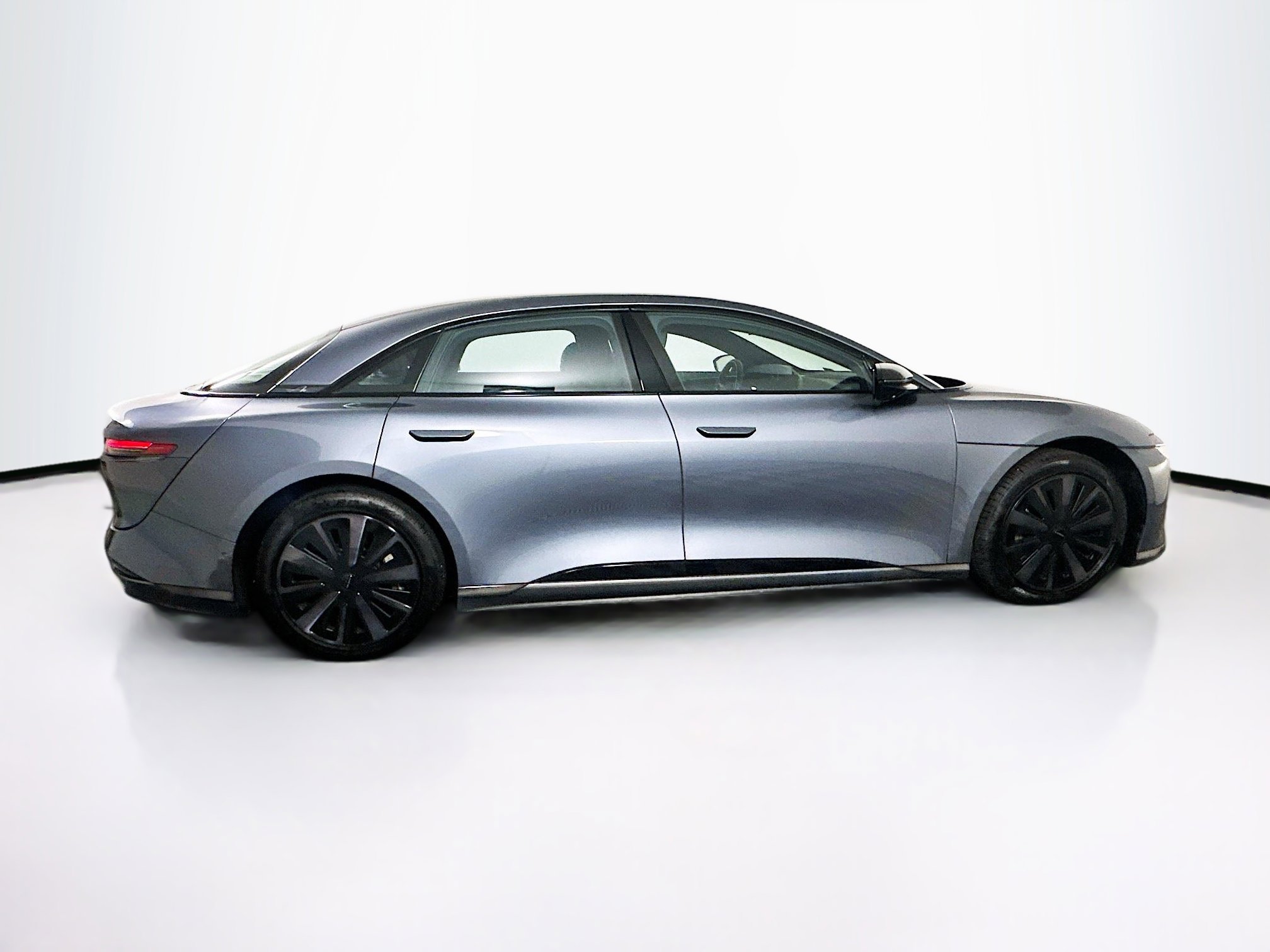 Used 2024 Lucid Air Pure image 10