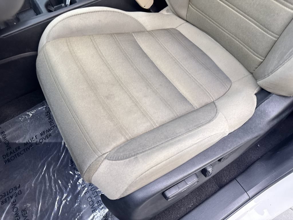 Used 2017 Honda CR-V EX image 30