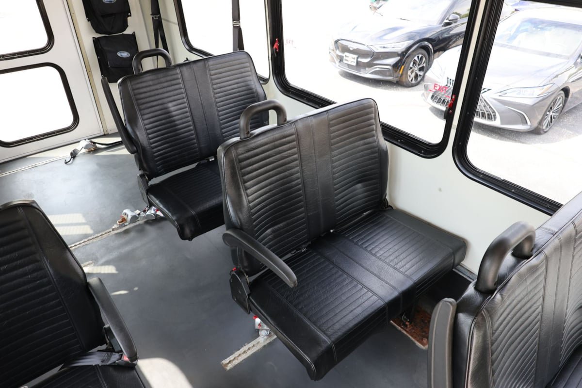 Used 2016 Ford E-450 and Econoline 450 Super Duty w/ Shuttle Bus Prep Package RWD image 10