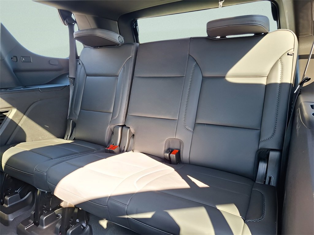 Used 2021 GMC Yukon Denali w/ Denali Ultimate Package image 12