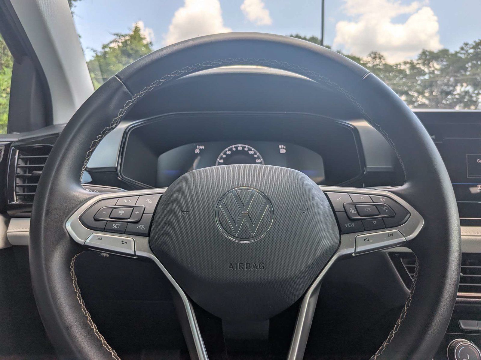 Used 2025 Volkswagen Taos S FWD image 25