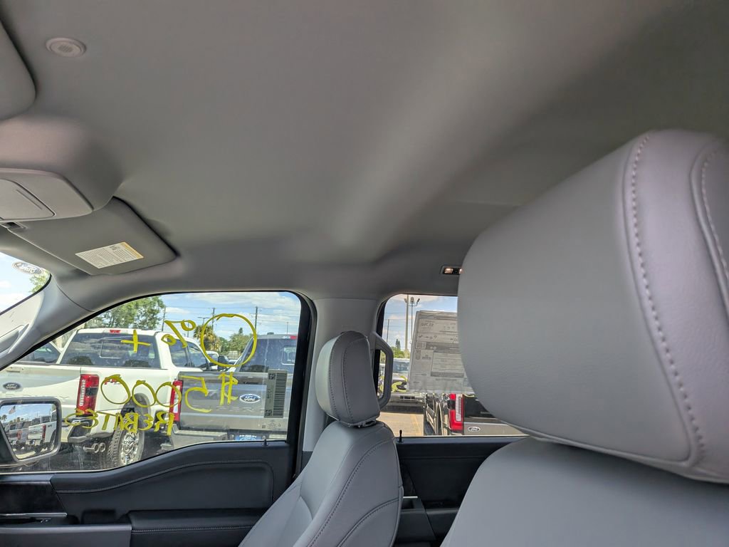 New 2025 Ford F150 Lightning Flash AWD/4WD image 19