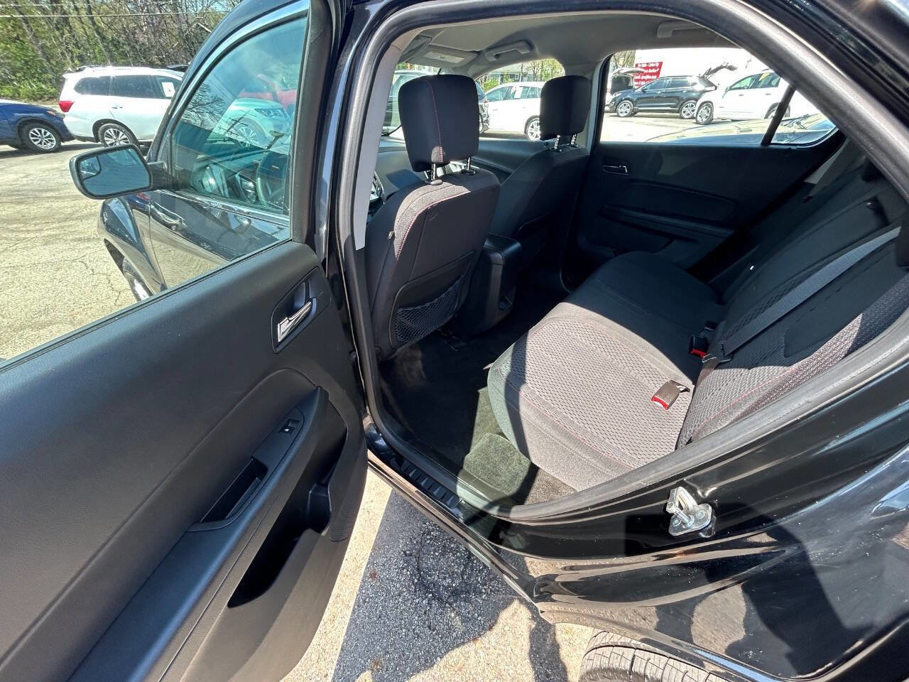 Used 2014 Chevrolet Equinox LS image 8