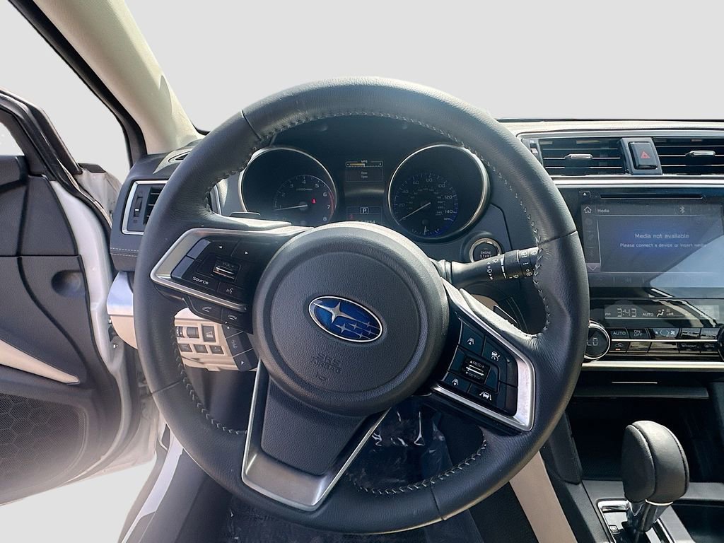 Used 2018 Subaru Outback 2.5i Limited AWD/4WD image 11