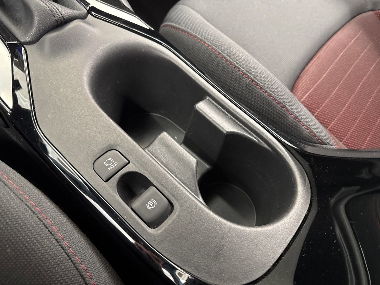 Used 2025 Toyota Corolla SE image 27